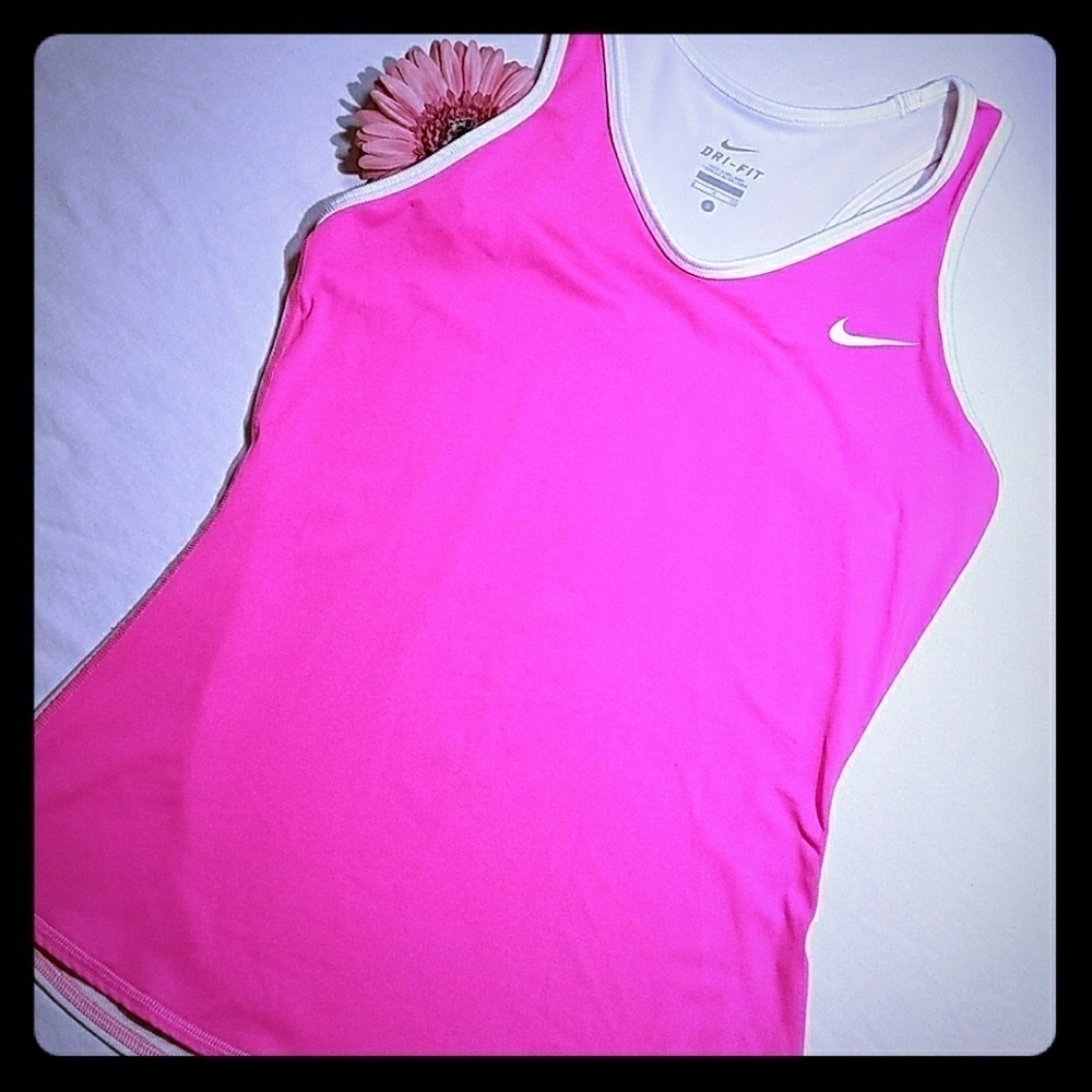 🌸Nike Racerback Athletic Top In Bright Pink
